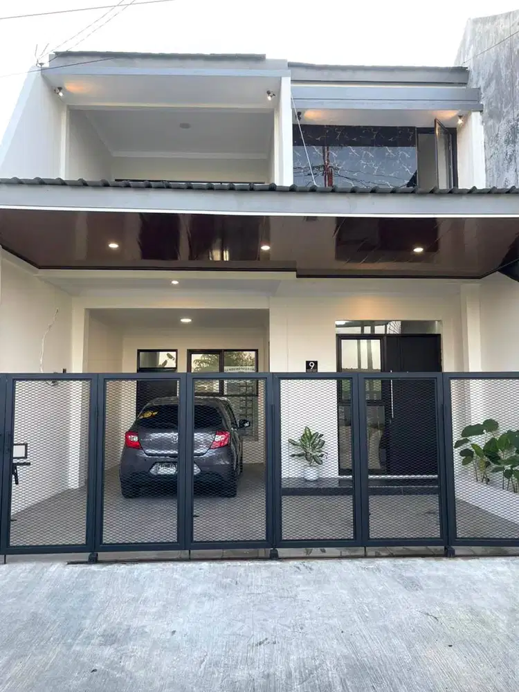 Rumah 2 Lantai Keren dekat Jalan Parangtritis
