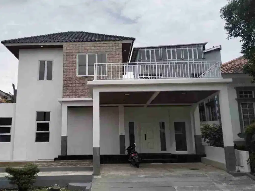 Rumah 2 lantai siap huni cluster strategis terdepan di Sentul city