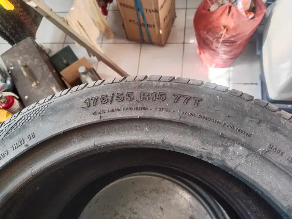 Ban Accelera R15 175/55