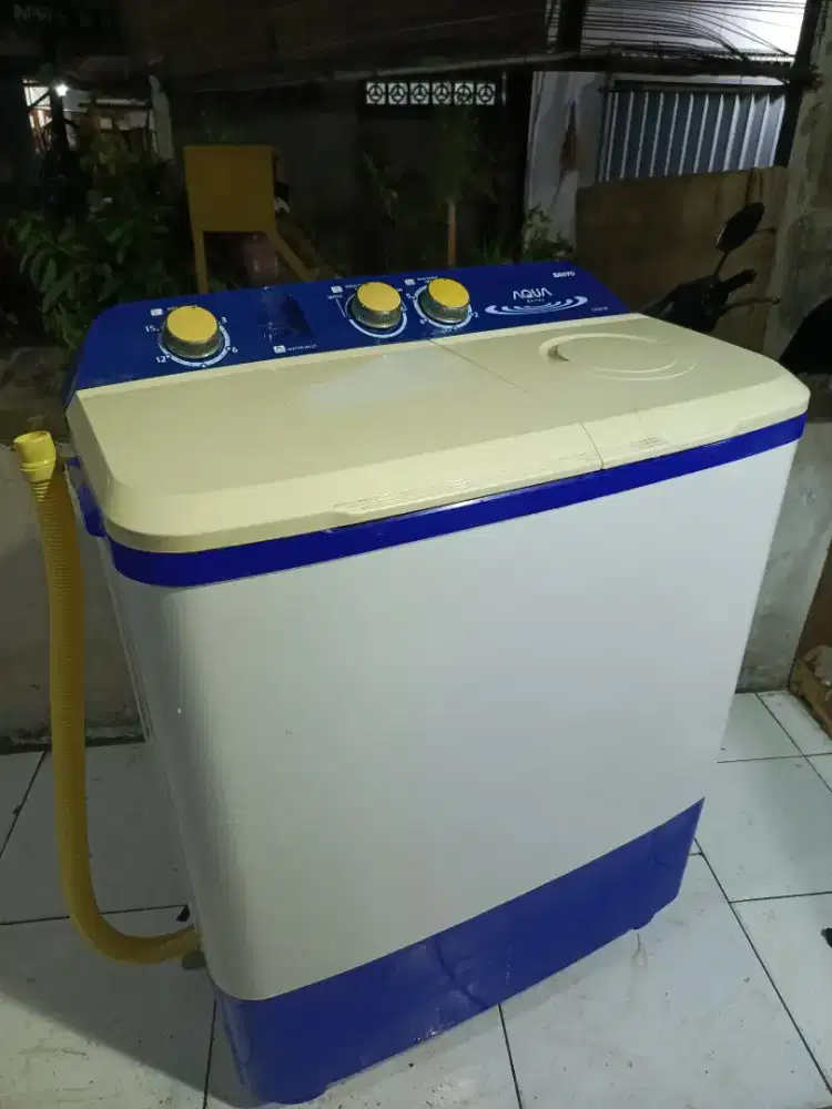 Mesin cuci merek AQUA 8Kg normal Joss tinggal pake bosku