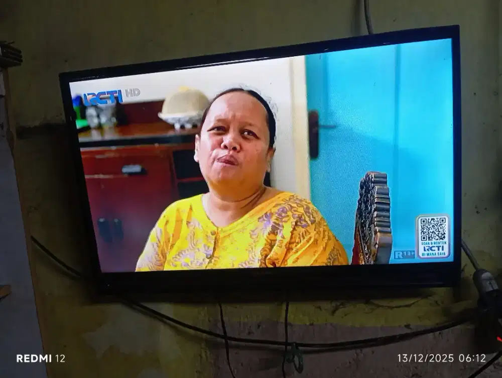 tv 32 inch merek LG normal masih analog