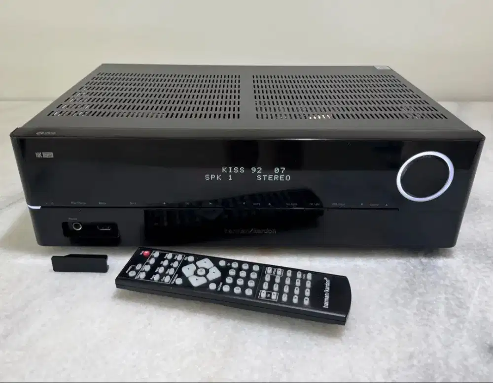 Harman Kardon HK 3700 stereo network amplifier hifi audio radio