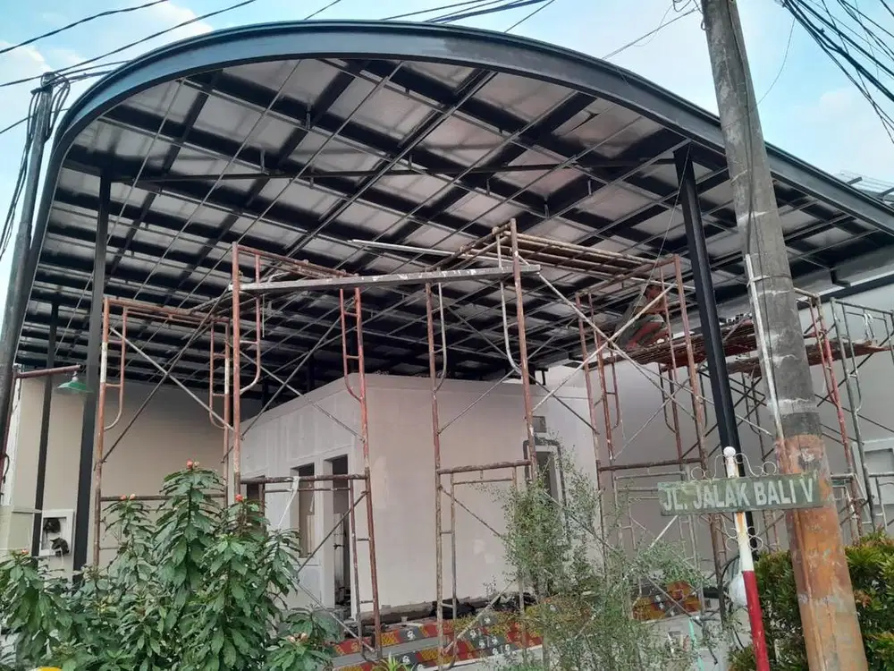 Kanopi dan atap baja ringan