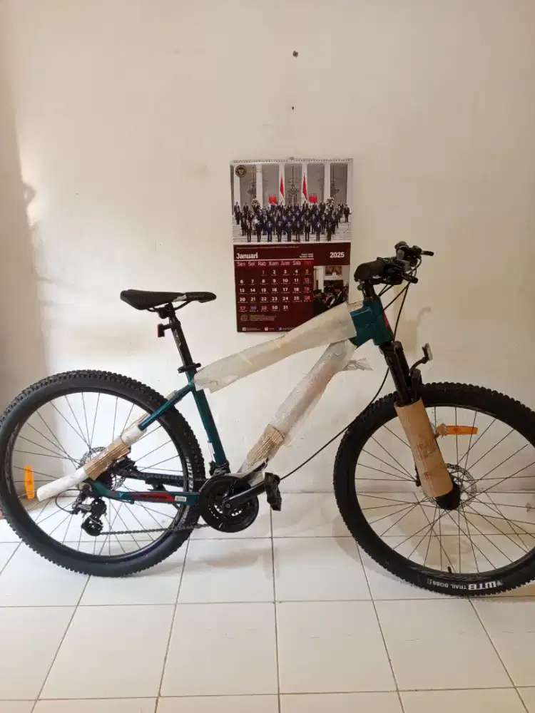 Sepeda gunung Element police 27.5