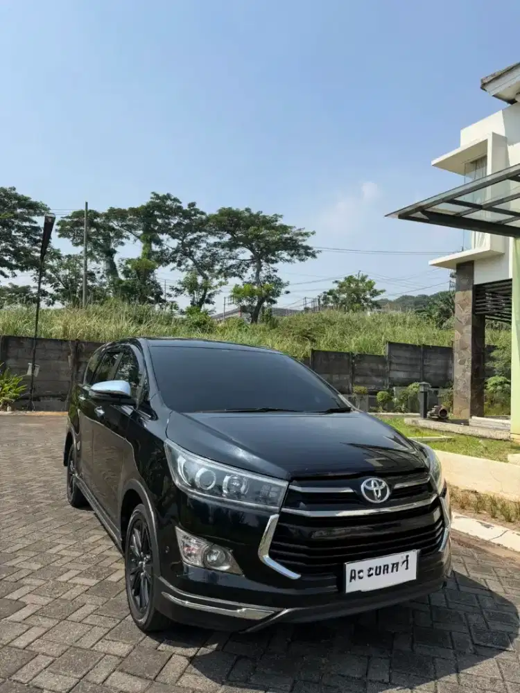 INNOVA VENTURER AT 2020