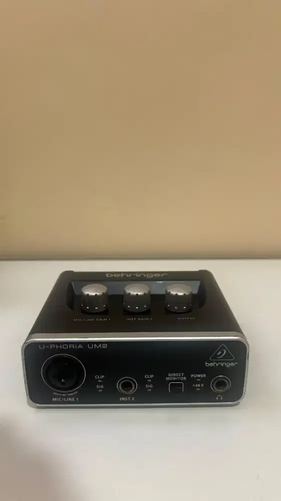 Soundcard Uphoria UM2 like new fullset