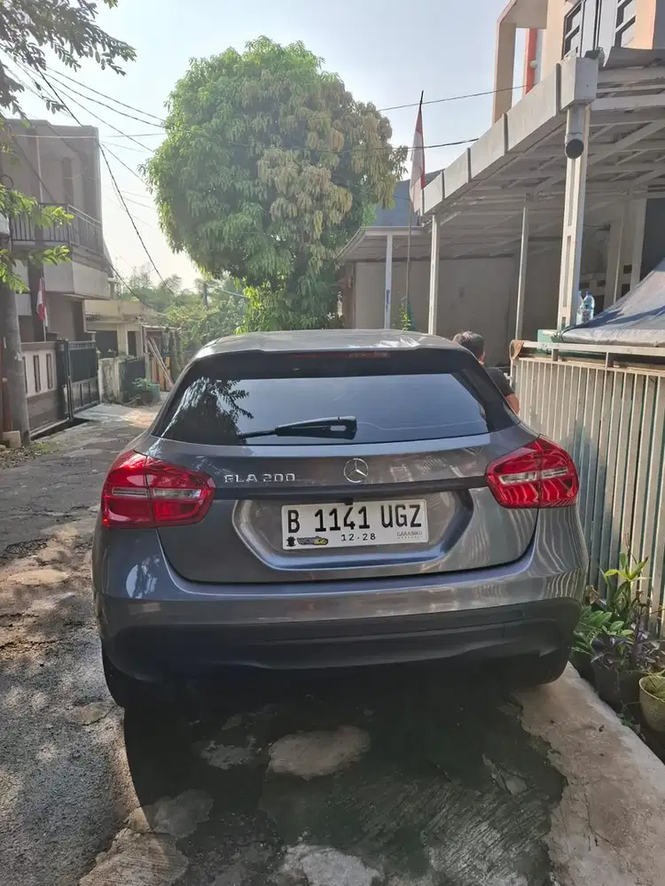 Mercedes-Benz GLA200 2016 Bensin