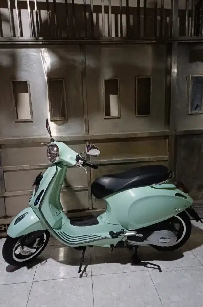 Vespa matic primavera i-get green relax