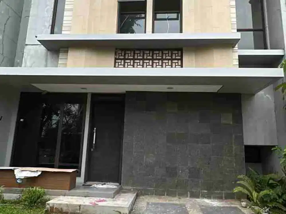 Termurah!! Rumah Siap Huni di Eminent Precia BSD