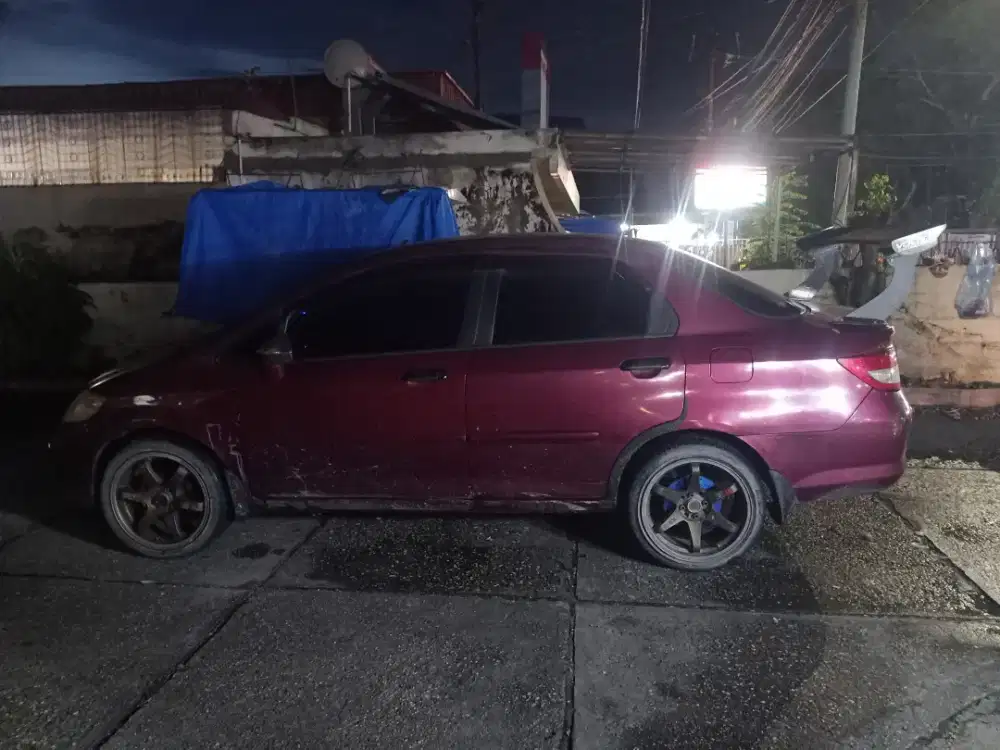 Di jual cepat mobil Honda city bisa metik,manual wa dan hp
