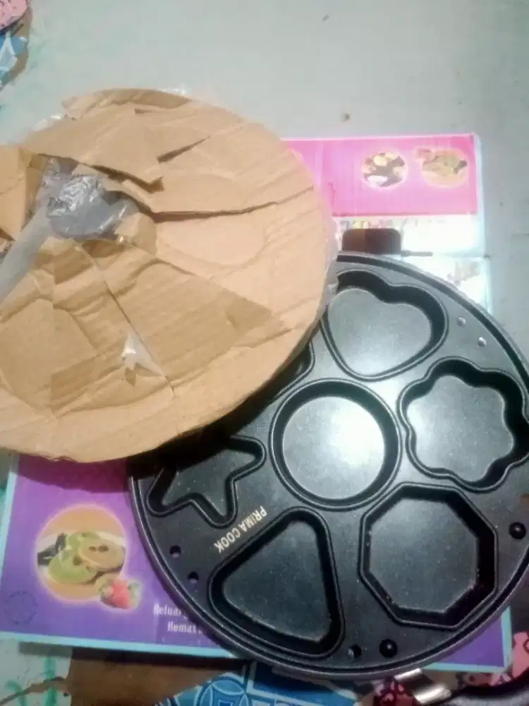 Panci kue bergambar