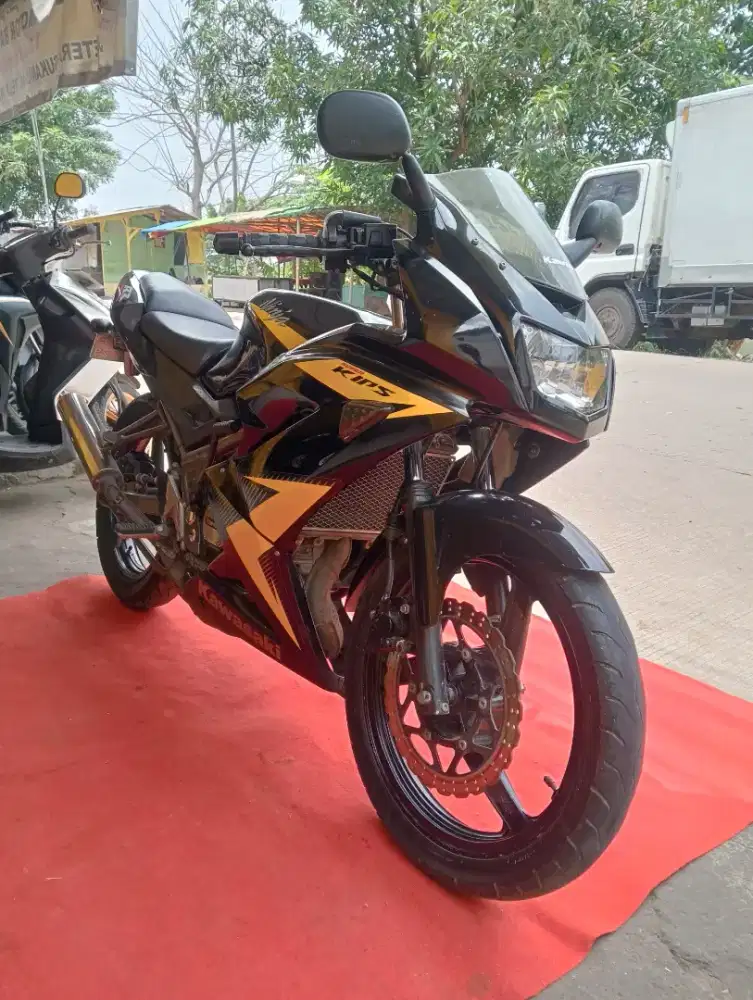 K. Ninja 150 RR
