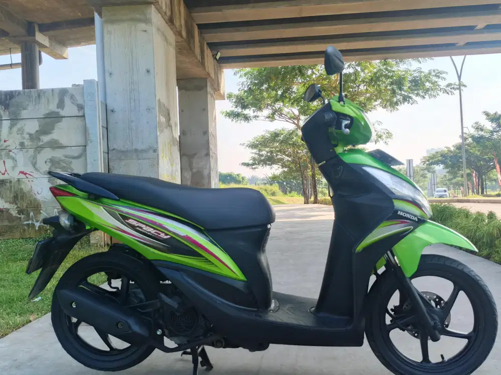 Honda spacy karbu 2011 stater tokcer halus mulus terawT