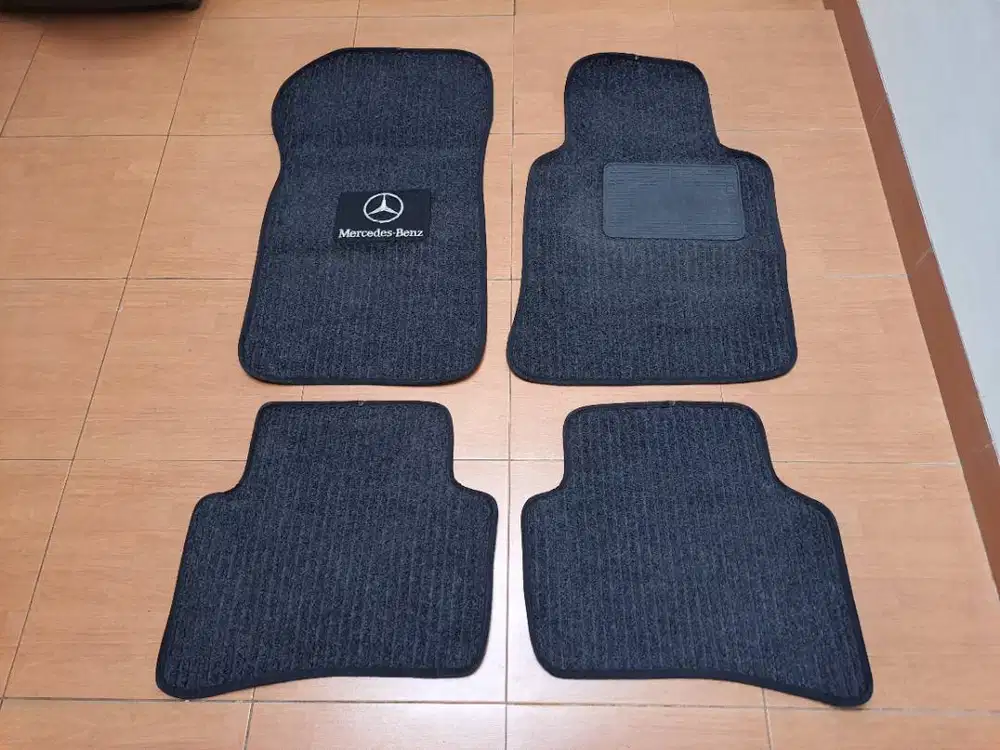 Karpet Mobil Beludru Mercy C Class BMW Honda Comfort
