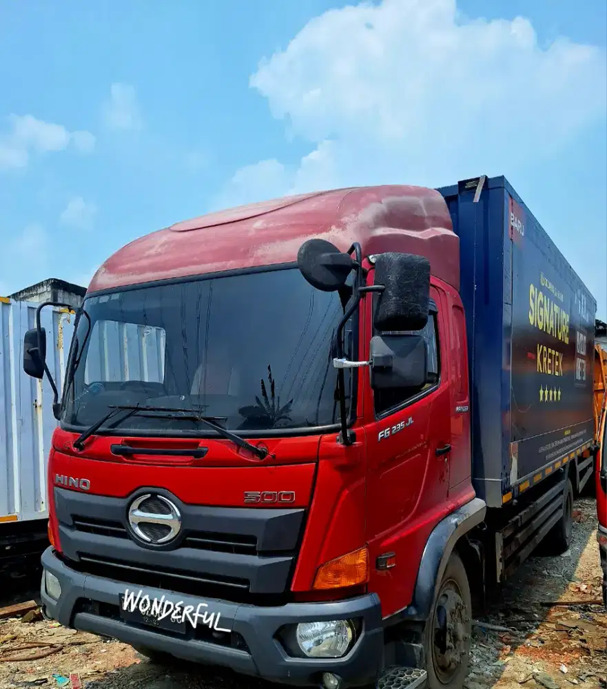 Hino Lohan 500 FG 235 TI 4×2 BoxBesi Long Bio Solar Euro2 Turbo Fuso
