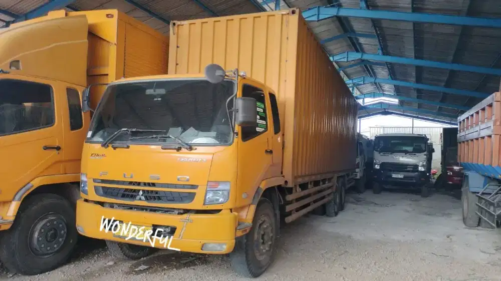 Mitsubishi Fuso FN61Long 270PSHD Tronton Box Besi 9.8mtr BioSolar Hino