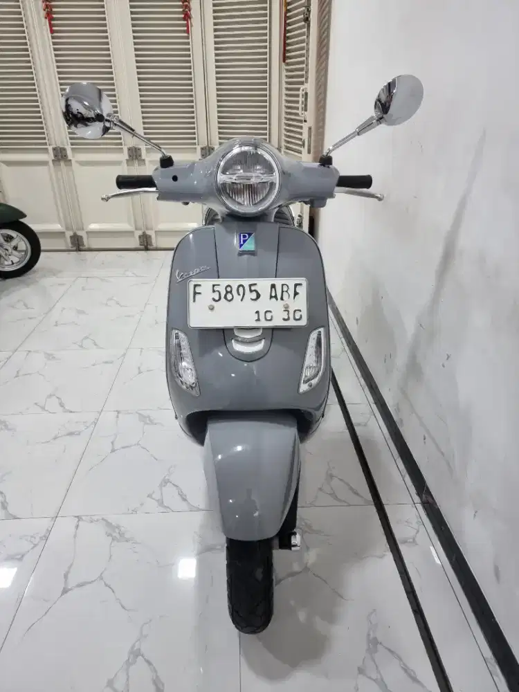 Vespa LX 125 Facelift LED Fi 2025 / 2026 bln 10 Km 4 rb Gress