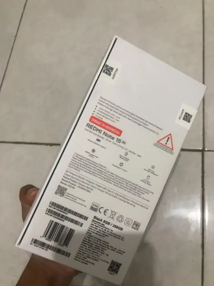 Redmi noted 15 5g 8/256