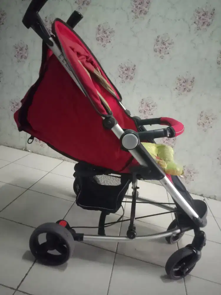 stroller (kereta bayi) merk ELLE