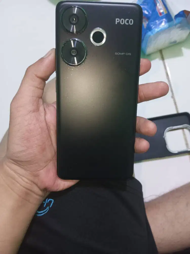 Poco F6  12/512