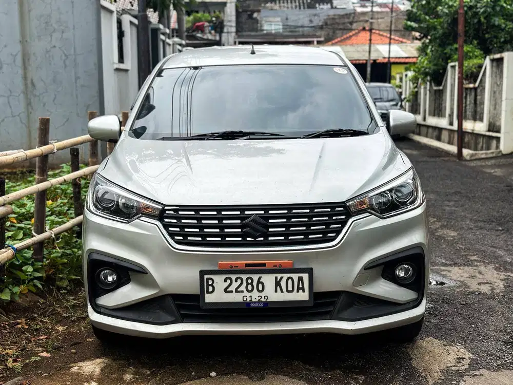 Ertiga GL MT 2018 Silver KM Low! Cash Atau Kredit Terbaik SeOLX!