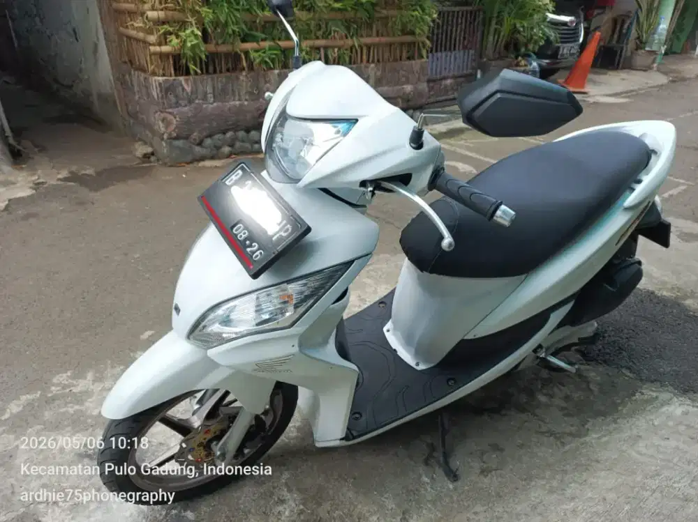 Honda spacy 2011
