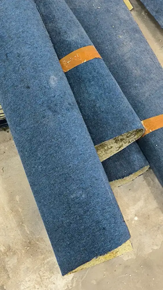 Jual Karpet Kantor Bekas Bongkar-Tebal, masih layak pakai