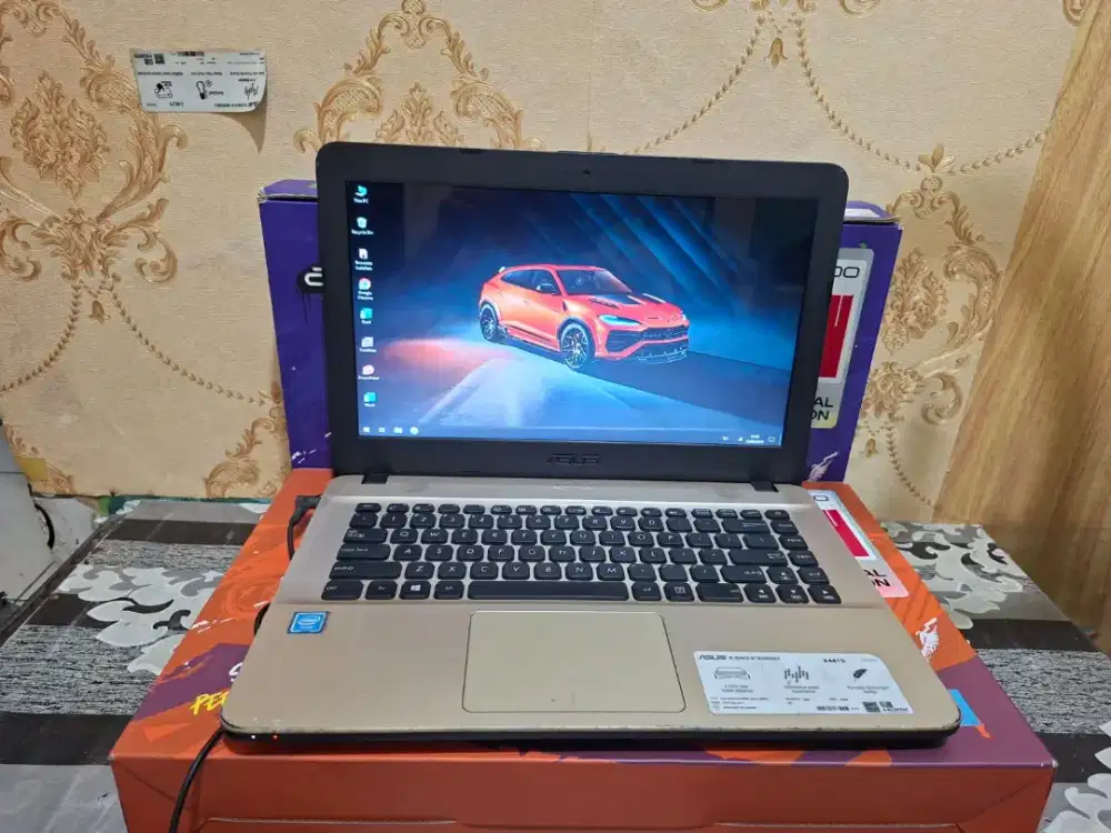 Laptop Asus Vivobook X441NA Celeron N3350 SSD 128 GB RAM 2 GB
