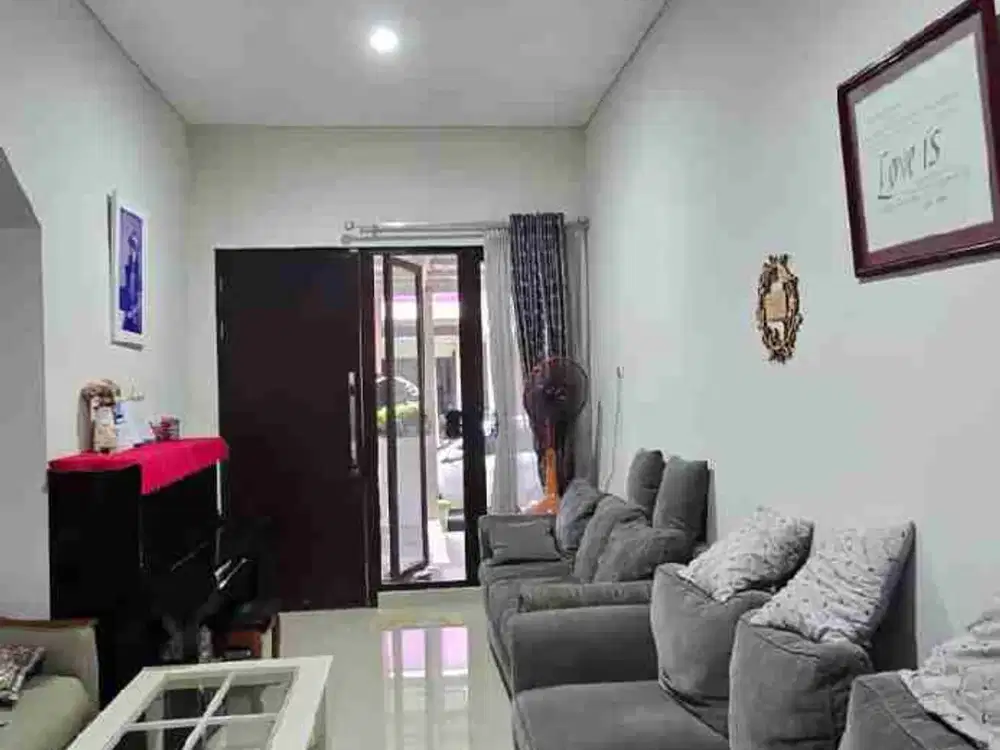 Dijual rumah 2 lantai semi furnished di Harapan Indah Cluster Asera One South Bekasi