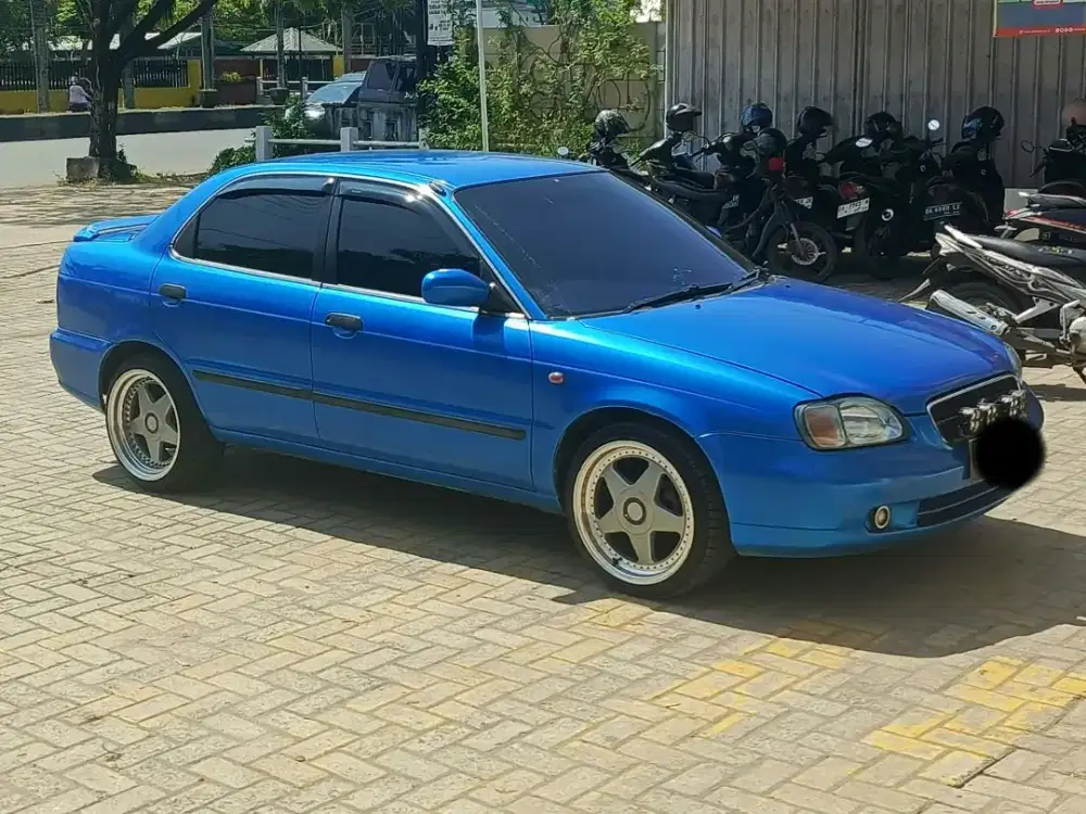 Suzuki baleno DX biru 1,6cc