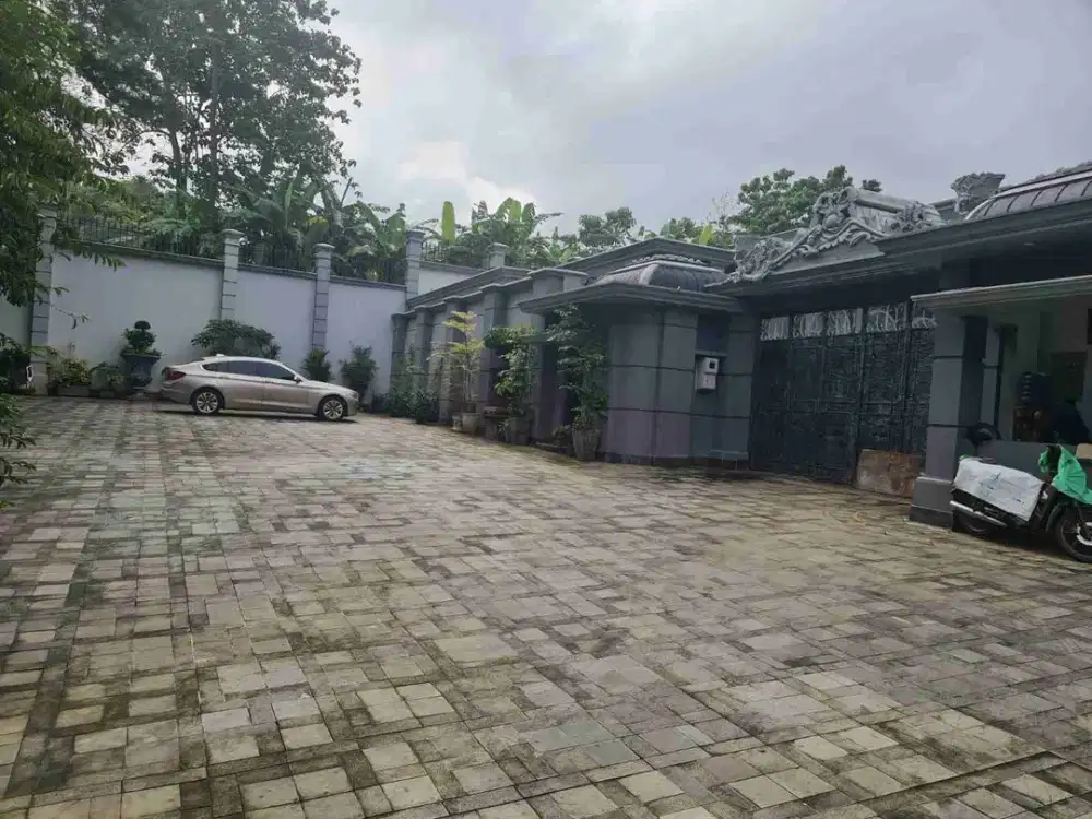 Di jual rumah di cluster Luxurious . High class Home
