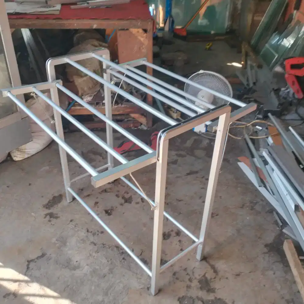 Jemuran handuk sayap bahan aluminium kondisi baru
