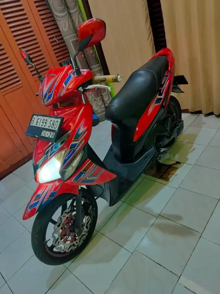 Honda Vario karbu 2008 siap gass BS TT