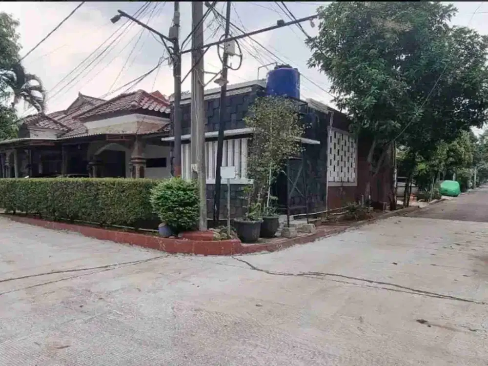 Dijual Rumah dalam cluster di Jatisari Permai Jatiasih, Bekasi. Ada Kolam Renang.
