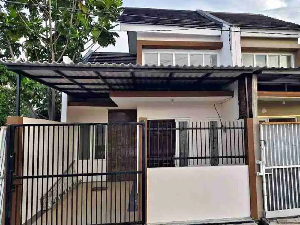 Dijual Rumah *Dekat UPN & MERR*
Lokasi Perum. Griya Amerta Medayu Utara - Rungkut Surabaya
