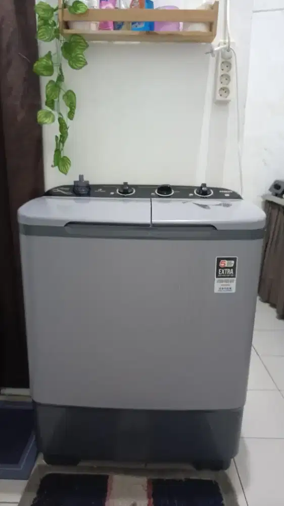 Mesin Cuci 2 Tabung SANKEN TW-8600