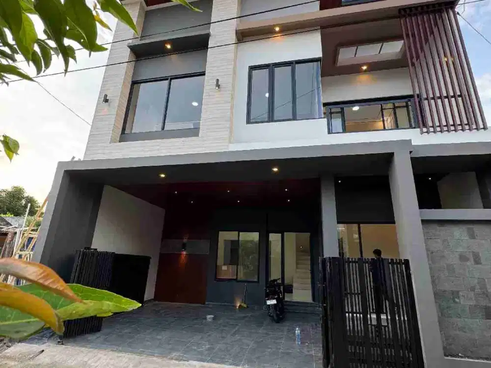 Rumah Mewah Dekat UGM