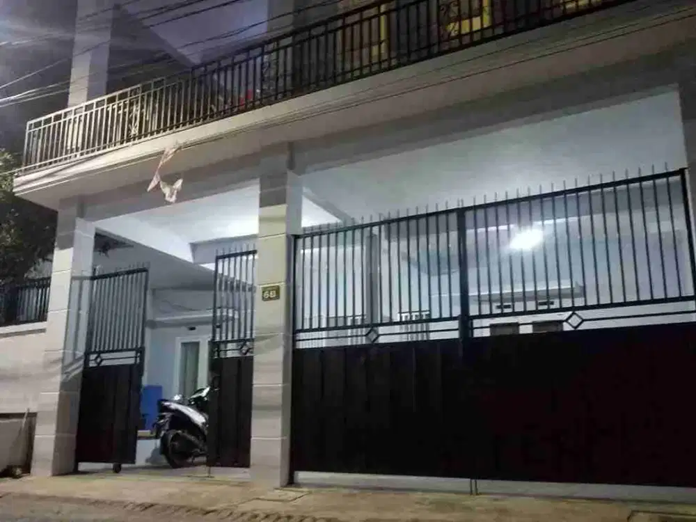Kost Full Penghuni Depan Gerbang UB Bunga Andong