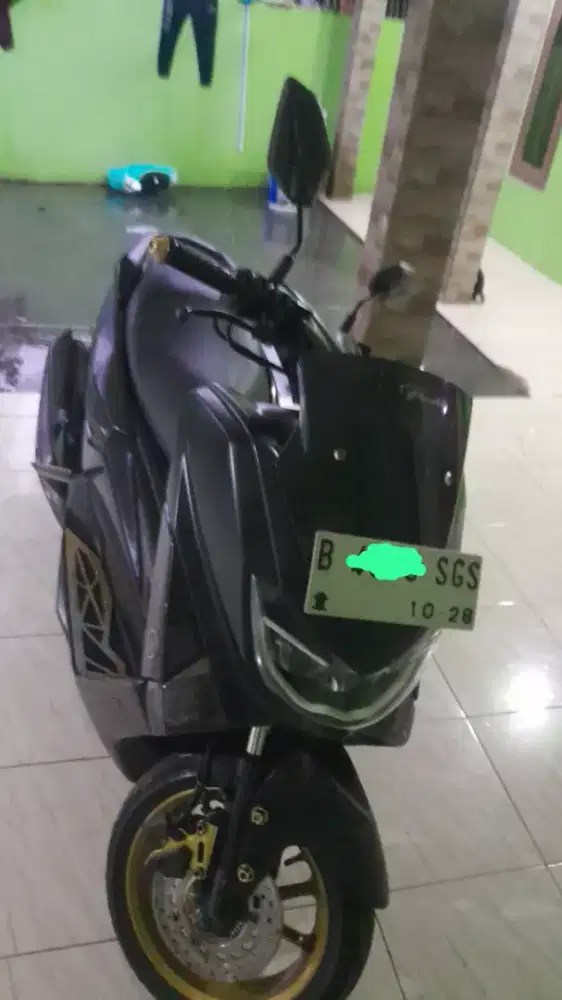 Dijual motor Yamaha NMAX th2018 pajak hidup plat DKI jakarta selatan