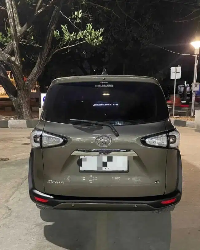 Toyota Sienta G tahun 2018 manual
