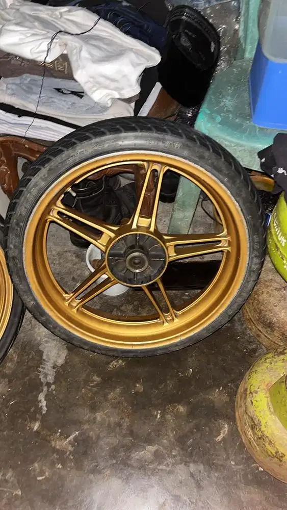 Velg vixion ori yamaha