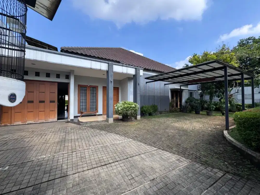Dijual rumah mewah dekat dengan AEON tanjung barat