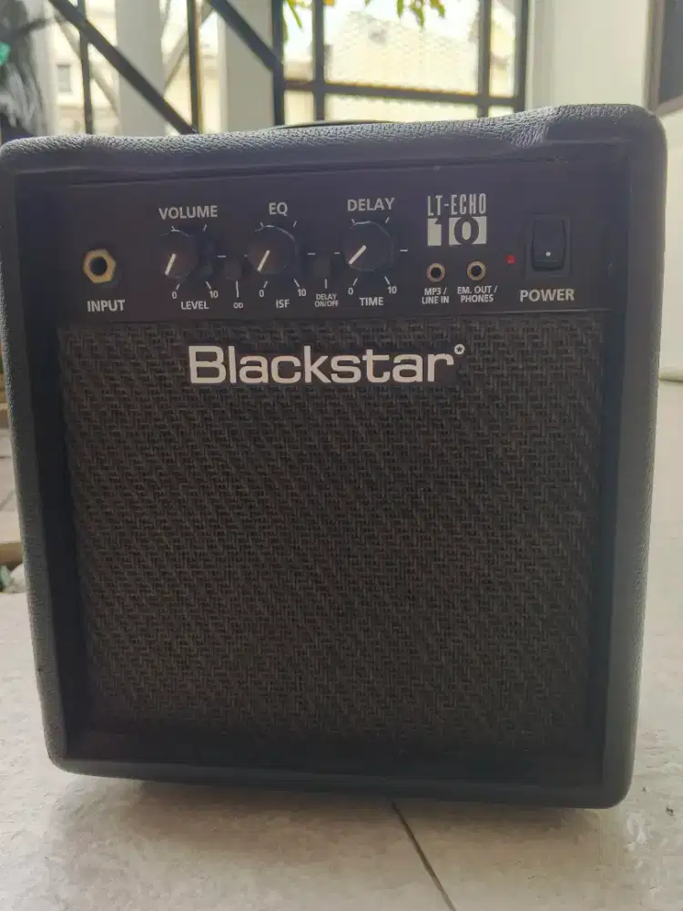 Guitar Amp Whit Delay Effect 10w Blackstar UK