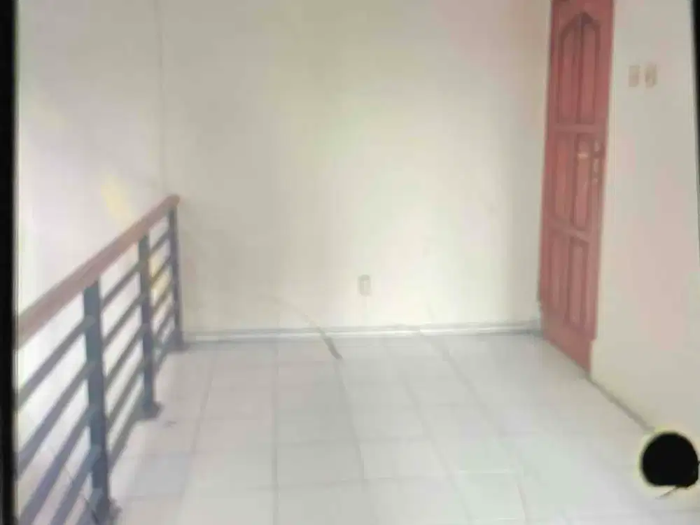 Dikontrakan tahunan Rumah 2 lantai di Cimahi Bandung barat