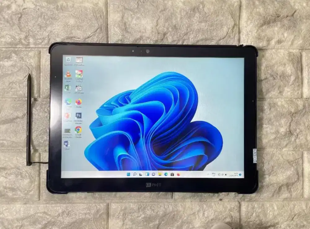 TABLET WINDOWS LAPTOP LAYAR SENTUH