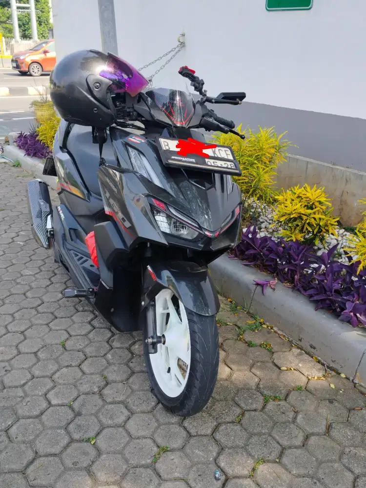 Honda Vario 160 CBS ISS  BULAN 5 TAHUN 2023  ( PAJAK PNJG S/D 2027 )