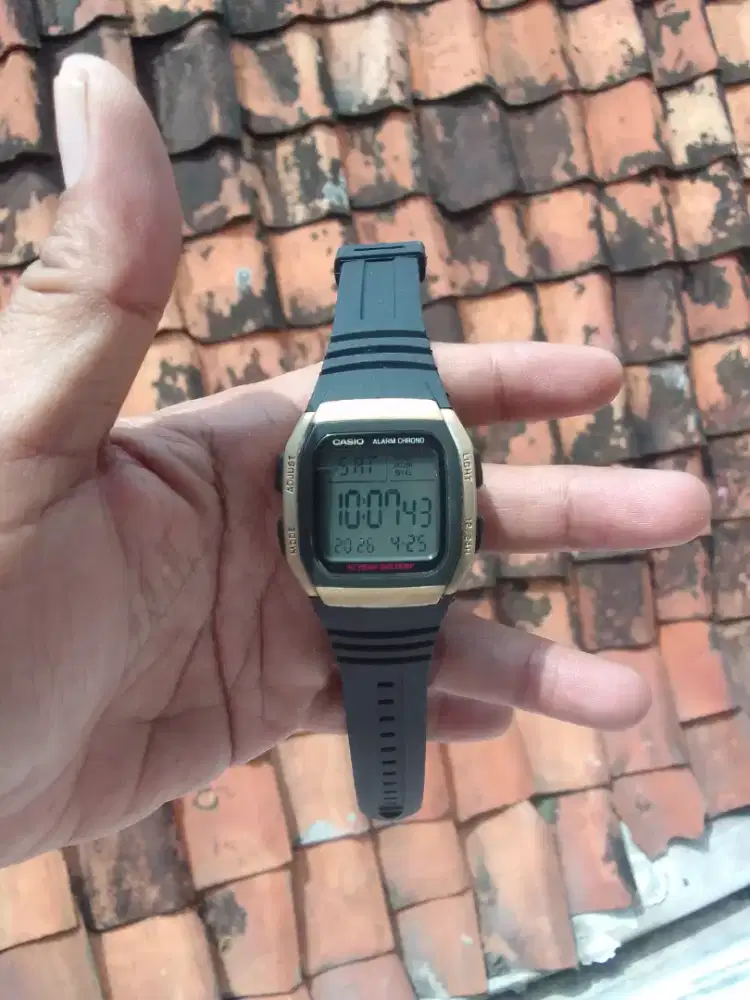 Jam tangan Casio