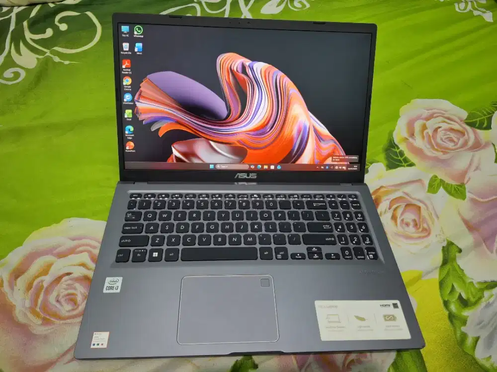 Bismillah dijual laptop asus vivobook slim core i3gen10 siap pakai