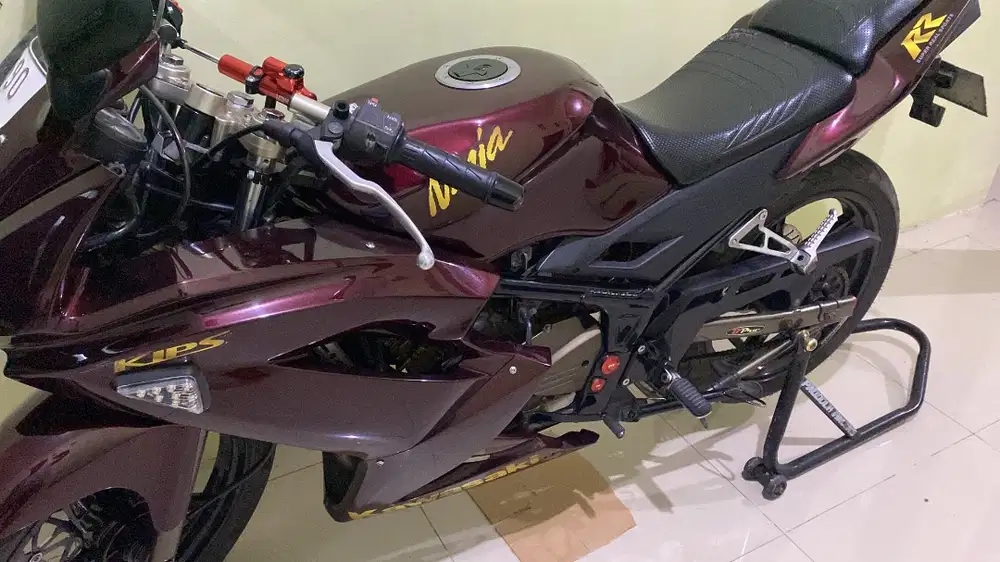 Dijual Ninja Rr new 2013 ss lengkap pajak on,