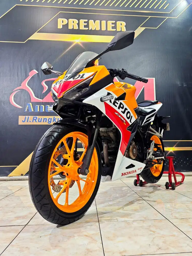Dp 2 jt Honda All New CBR 150 R ABS Repsol Facelift TH 2020 like new